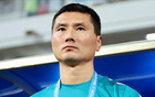 一场2-1失利暴露国足三大“脓包”球员表现低迷，恐被邵佳一弃用，球迷质疑：是否藏有卧底？